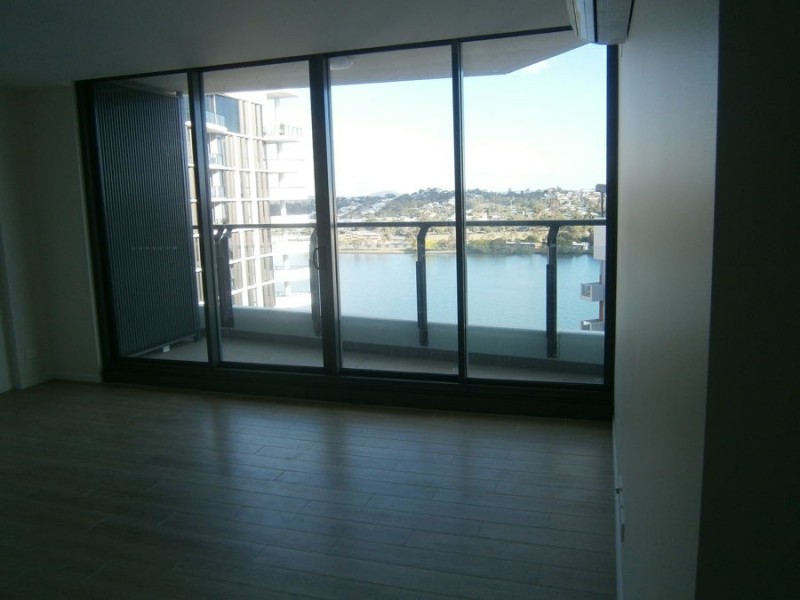 H-0012 Harbour Road, Hamilton QLD 4007