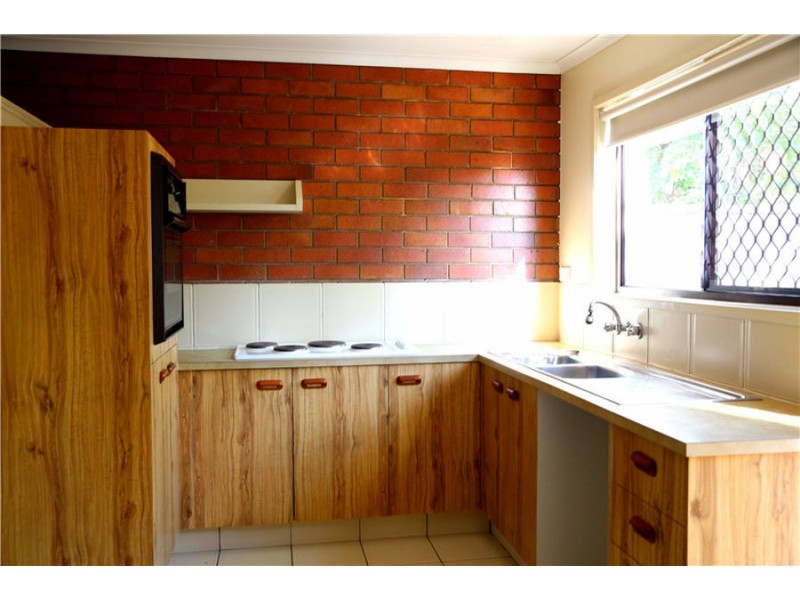 Unit 35 123 Barbaralla Drive, Springwood QLD 4127
