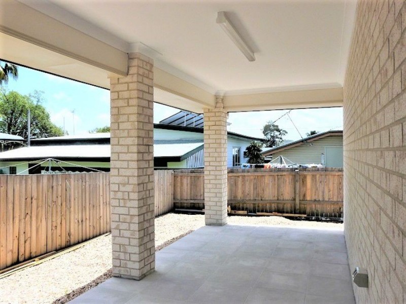 No 6 ENTERPRISE LANE, Booval QLD 4304