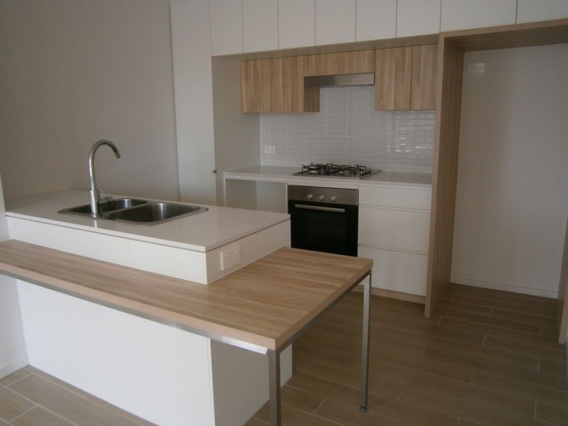 H-0198 37B Harbour Road, Hamilton QLD 4007