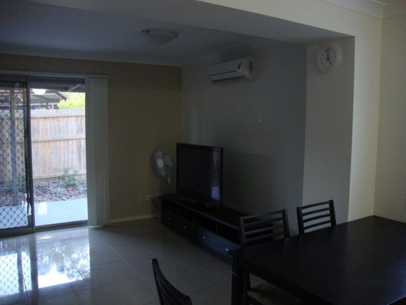 01 45 defiance road logan central, Logan Central QLD 4114