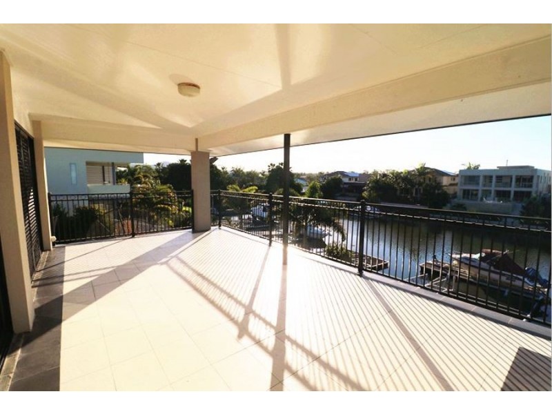 53 Coorema Court, Helensvale QLD 4212