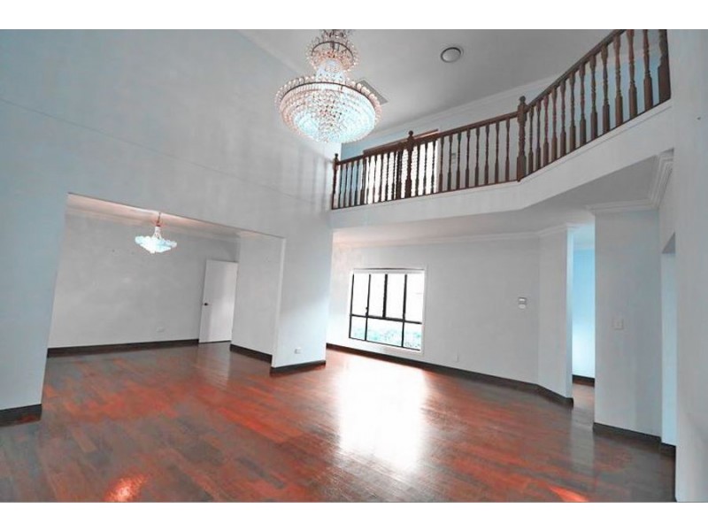 53 Coorema Court, Helensvale QLD 4212