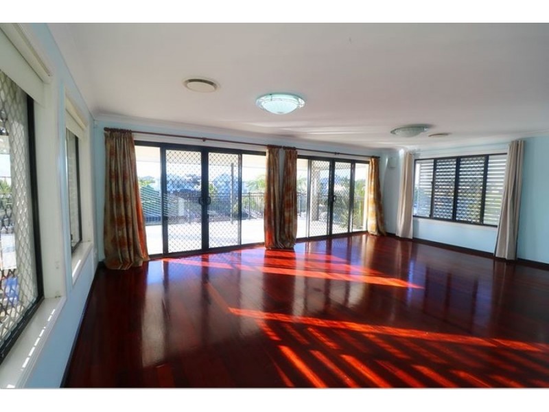 53 Coorema Court, Helensvale QLD 4212