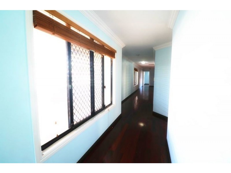 53 Coorema Court, Helensvale QLD 4212