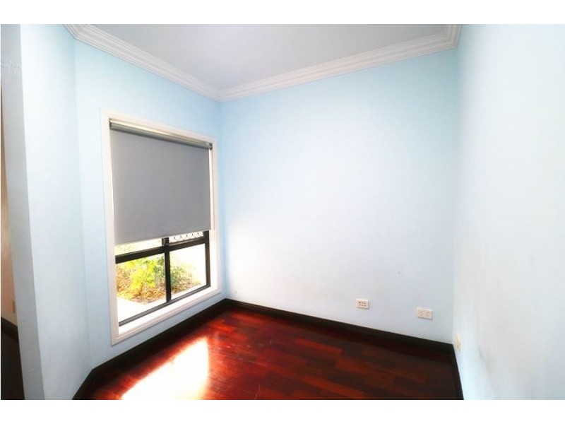 53 Coorema Court, Helensvale QLD 4212