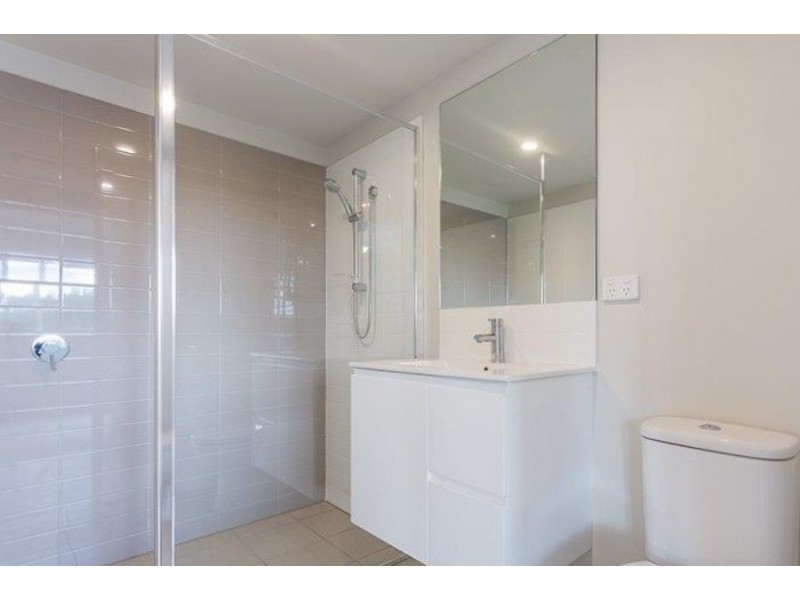 15 Bland St, Coopers Plains QLD 4108