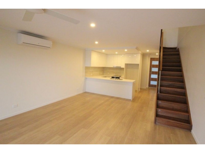 71 Evergreen View, Robina QLD 4226