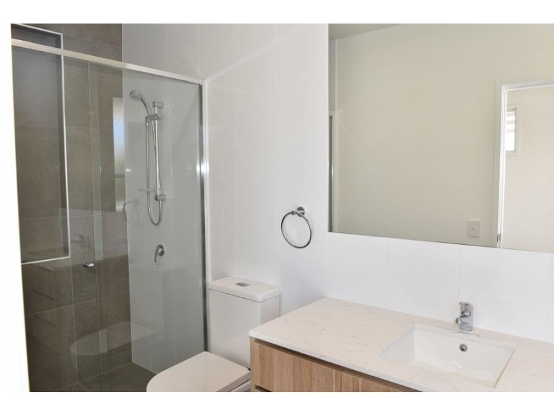 71 Evergreen View, Robina QLD 4226