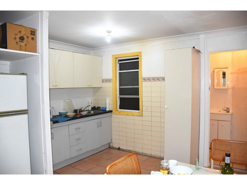 42 MACDONNELL STREET, Toowong QLD 4066