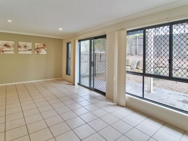 26/1 Daintree drive, Parkinson QLD 4115