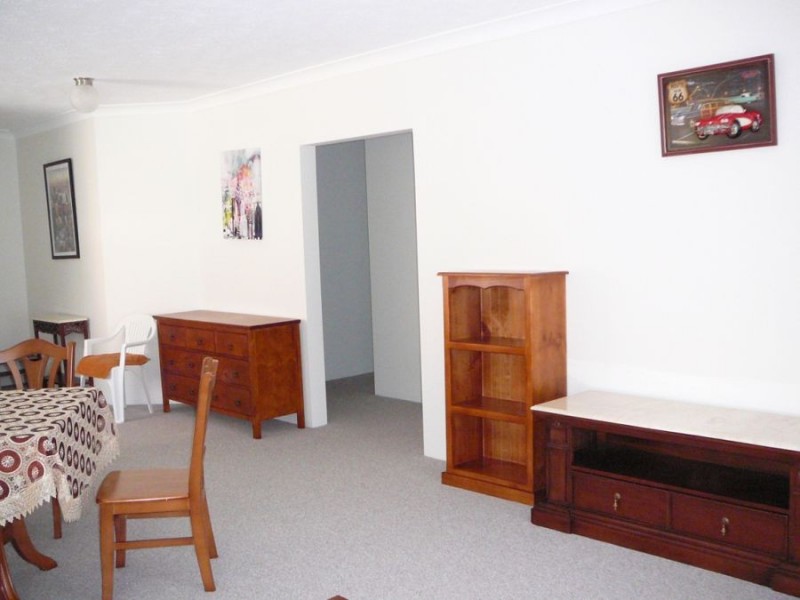 496 Marrie Parade, Biggera Waters QLD 4216