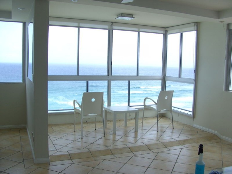 l14/20 old Burleigh Road, Surfers Paradise QLD 4217