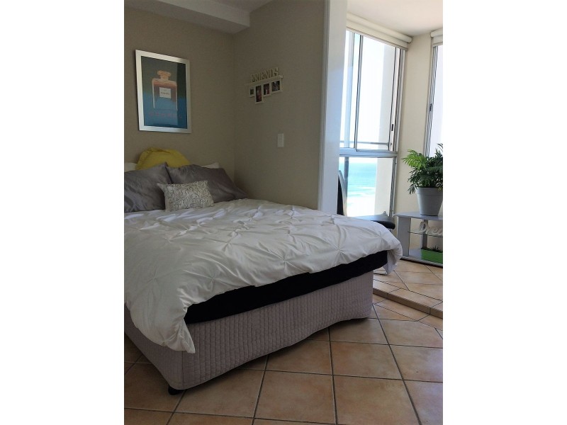 l14/20 old Burleigh Road, Surfers Paradise QLD 4217
