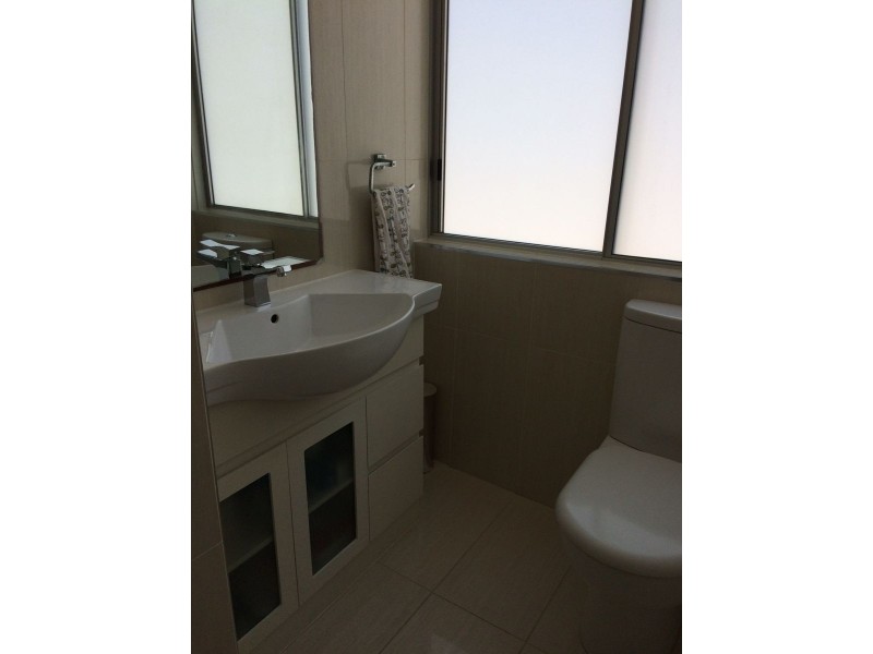 l14/20 old Burleigh Road, Surfers Paradise QLD 4217