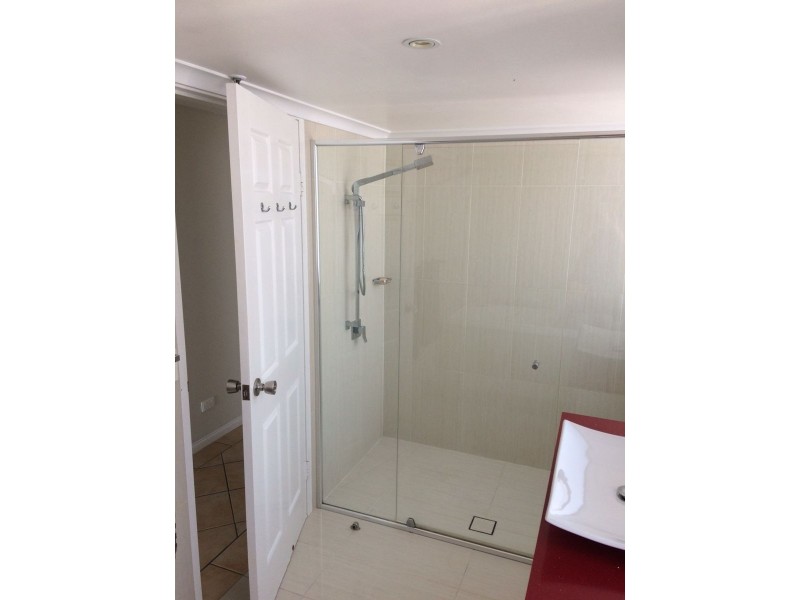 l14/20 old Burleigh Road, Surfers Paradise QLD 4217
