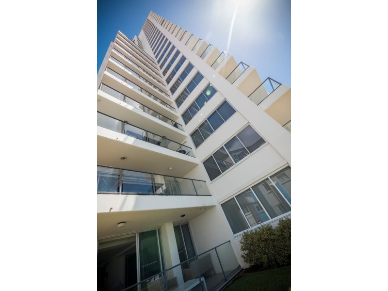 S3/20 old burleigh road, Surfers Paradise QLD 4217