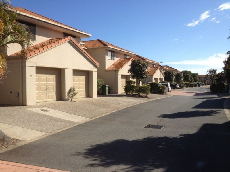 Unit 49 / 21 Regensberg Close, Varsity Lakes QLD 4227