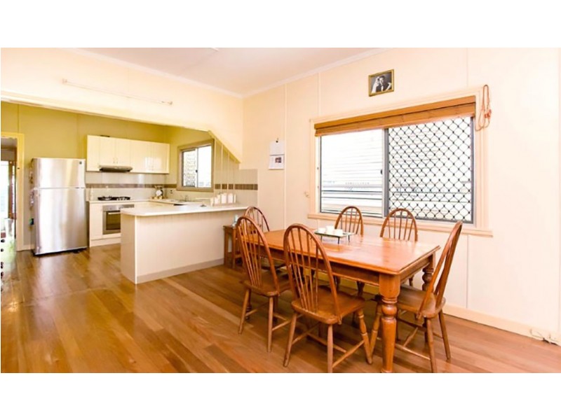 77 Norton Street, Upper Mount Gravatt QLD 4122
