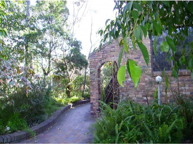 2a/37 WAVERLEY ROAD, Taringa QLD 4068