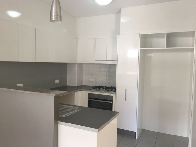 42/2 Campbell St, Toowong QLD 4066