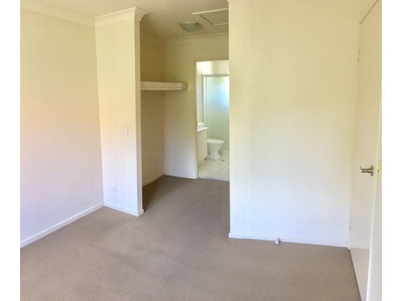 5/3 Arundel Dr, Arundel QLD 4214