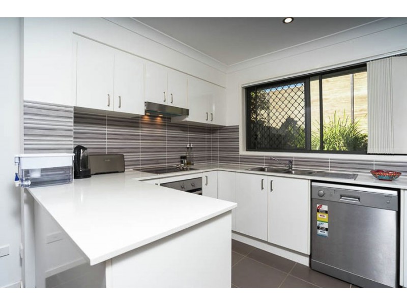 U75 / 9 Eduard Place, Calamvale QLD 4116