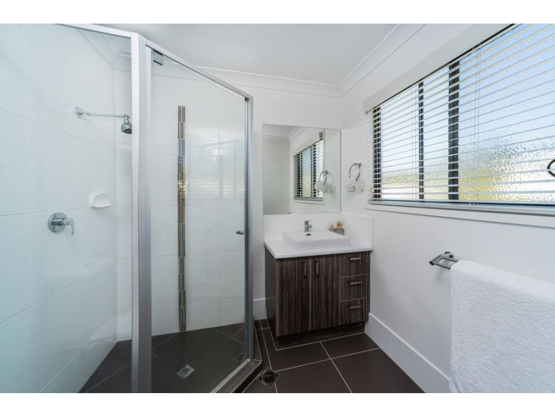 U75 / 9 Eduard Place, Calamvale QLD 4116