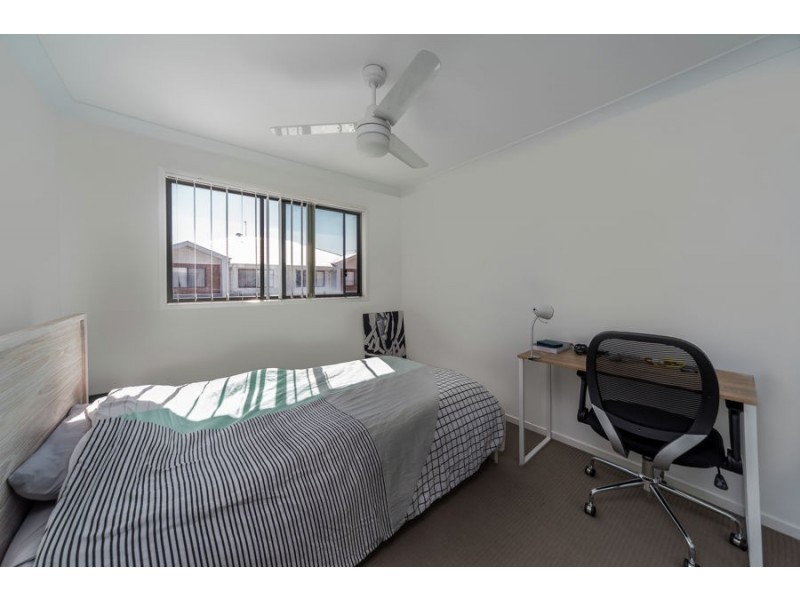 U75 / 9 Eduard Place, Calamvale QLD 4116