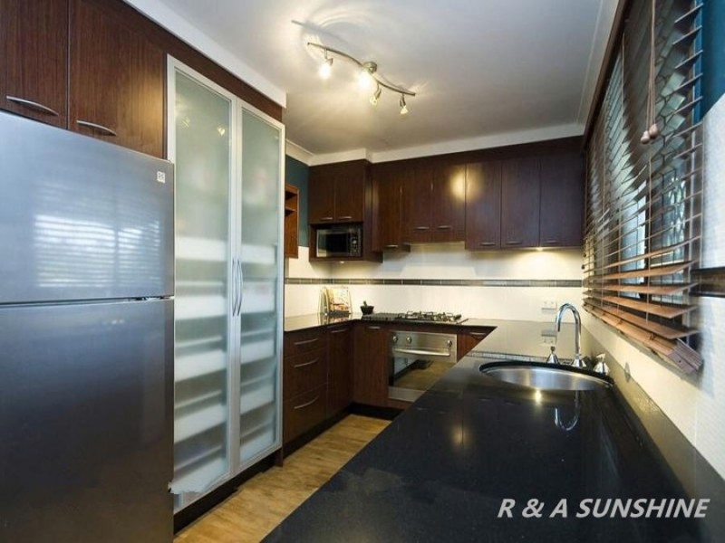 18 Lutton Ct, Boronia Heights QLD 4124