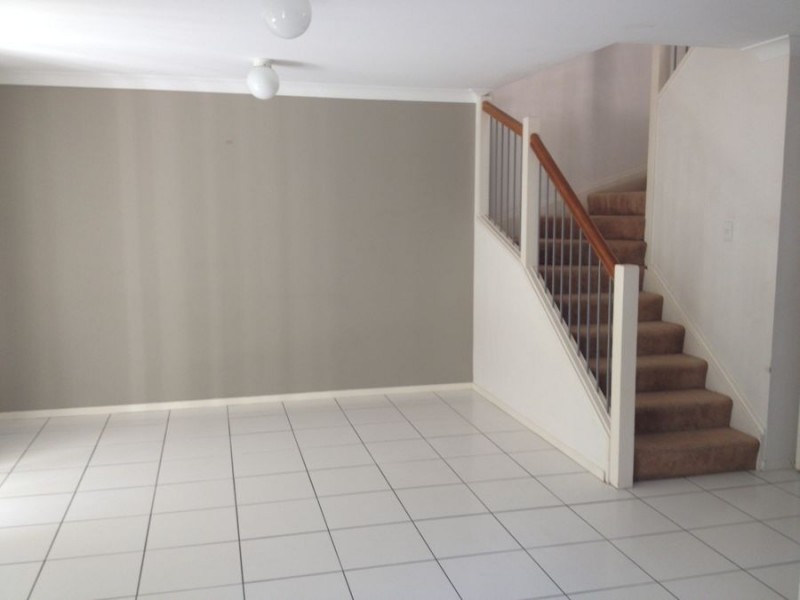 25 113 Castle Hill Dr, Murrumba Downs QLD 4503