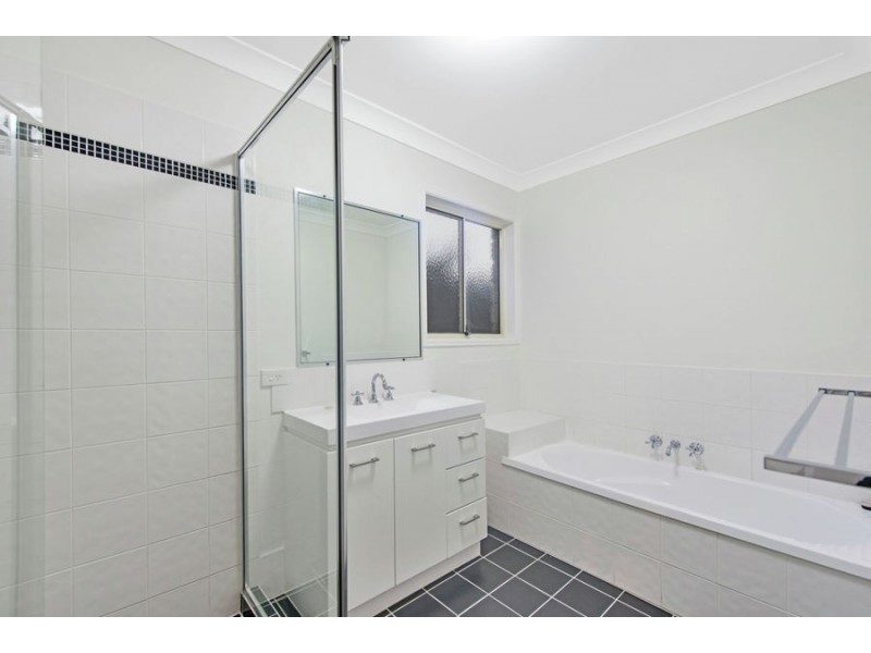 15 Ascendancy Way, Upper Coomera QLD 4209