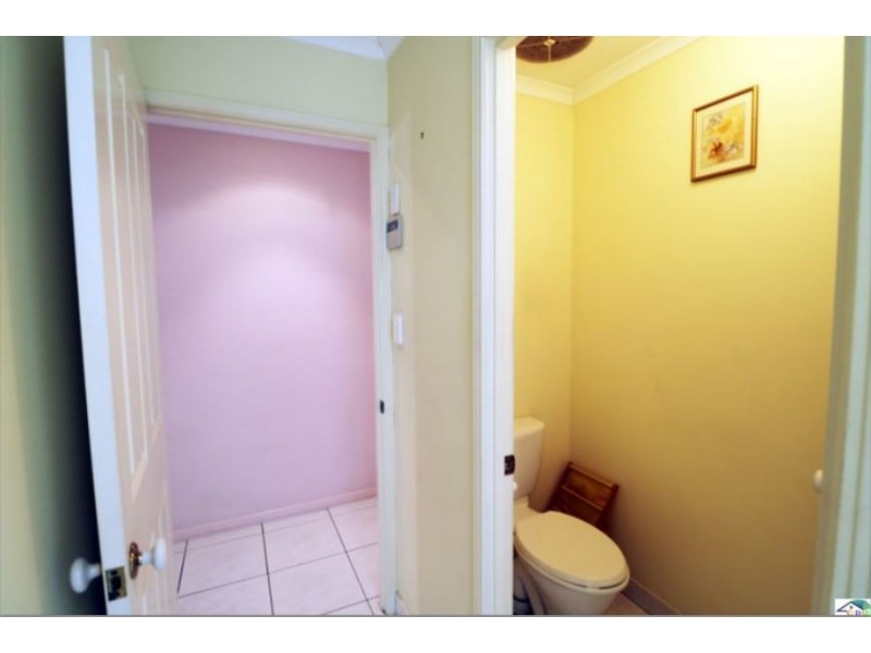 19 Pembridge Place, Carindale QLD 4152