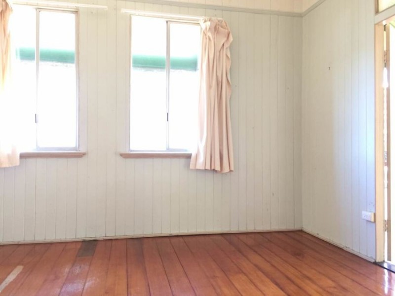 19 Garrick Terrace, Herston QLD 4006