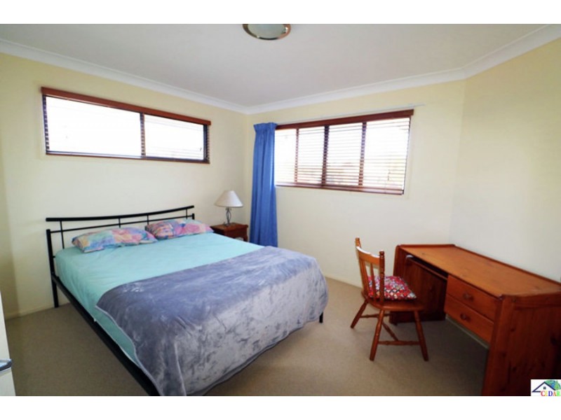 38 Riverside Terrace, Windaroo QLD 4207