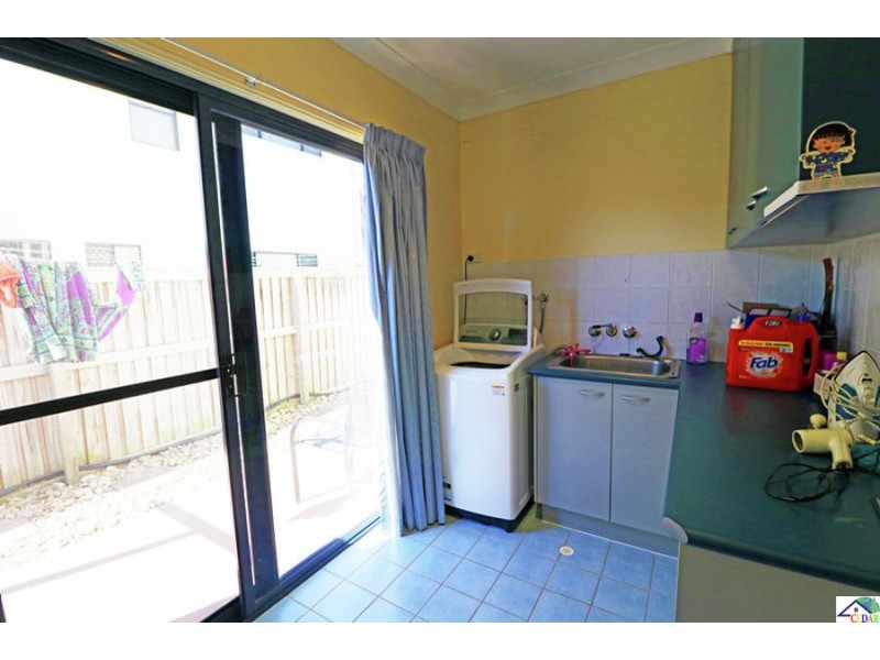 38 Riverside Terrace, Windaroo QLD 4207
