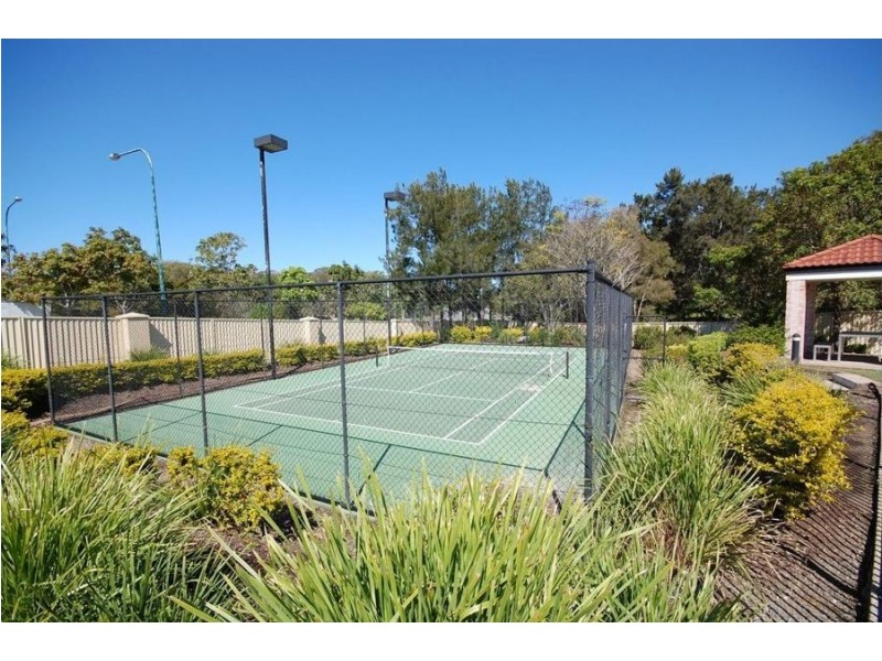 27/141 Pacific Pines Blvd, Pacific Pines QLD 4211