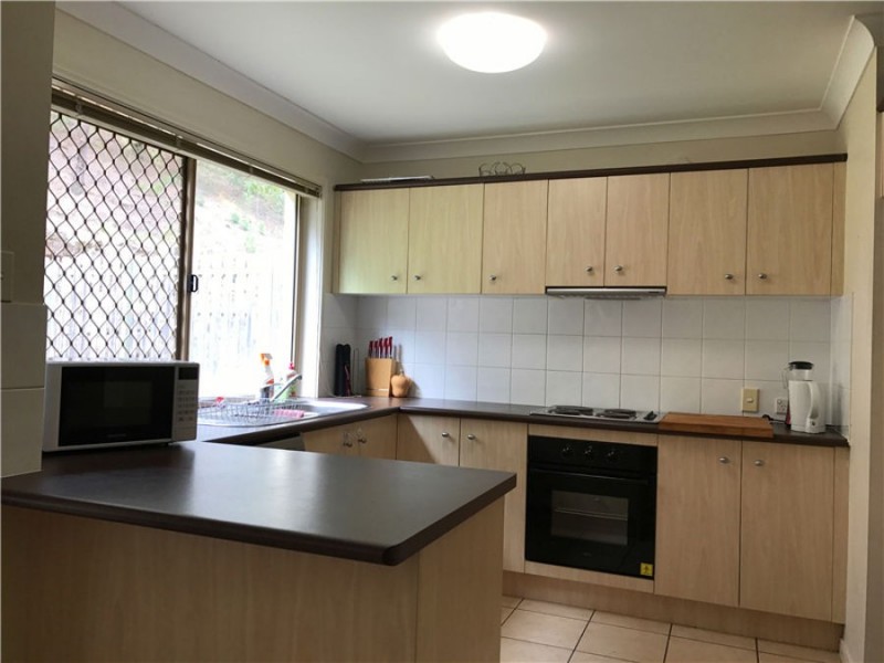 58/74 Universal St, Pacific Pines QLD 4211