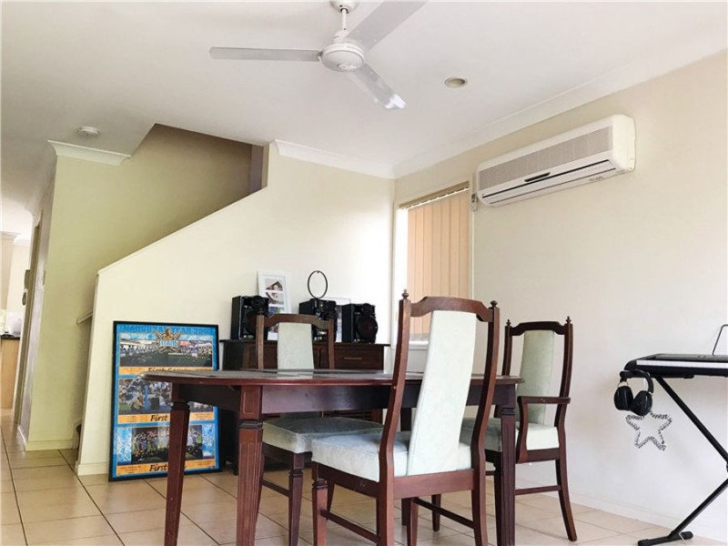 58/74 Universal St, Pacific Pines QLD 4211