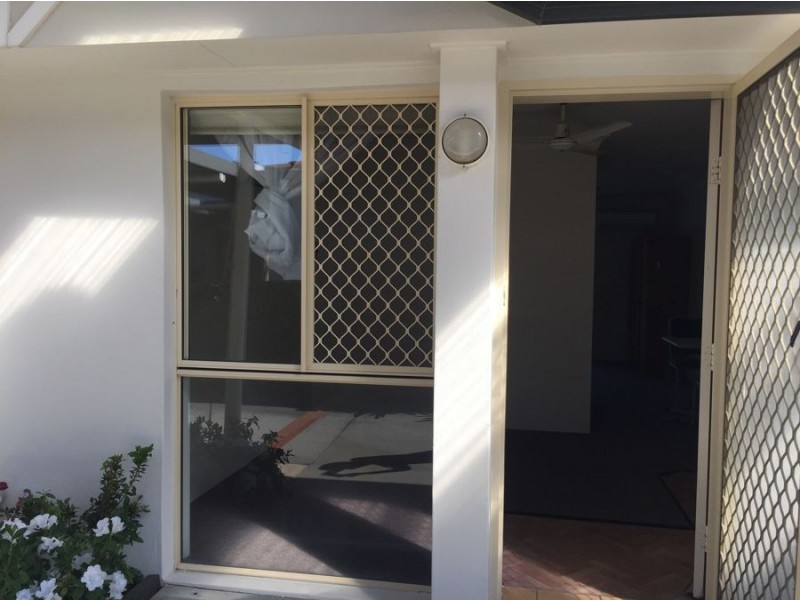 10 158-162 Middle St, Cleveland QLD 4163