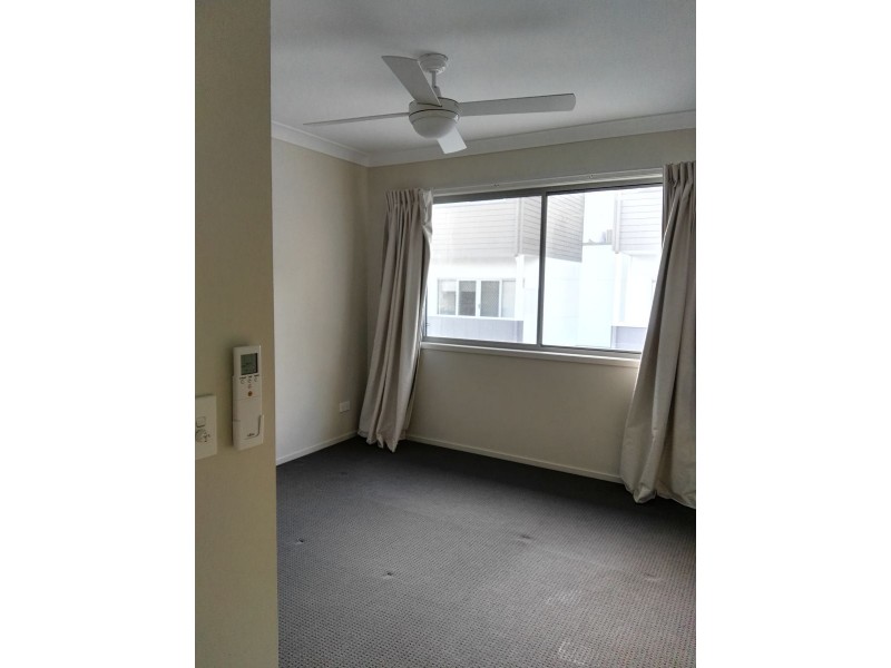 27A / 26 Tick Street, Mount Gravatt QLD 4122