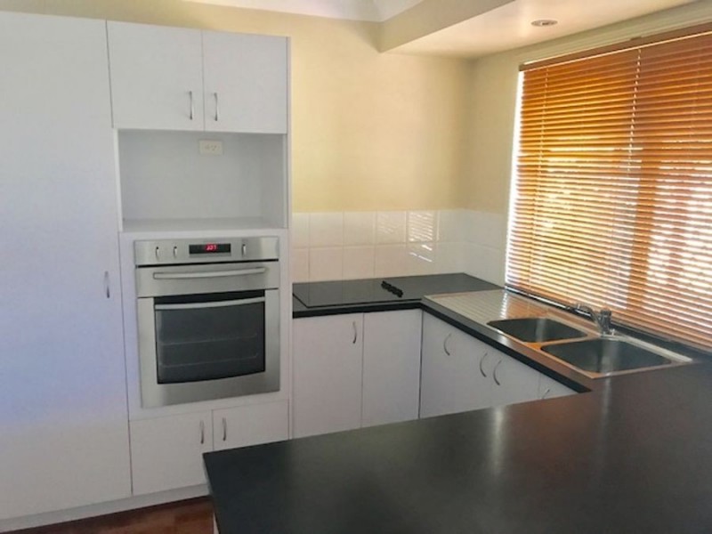 19 Indica Crescent, Regents Park QLD 4118