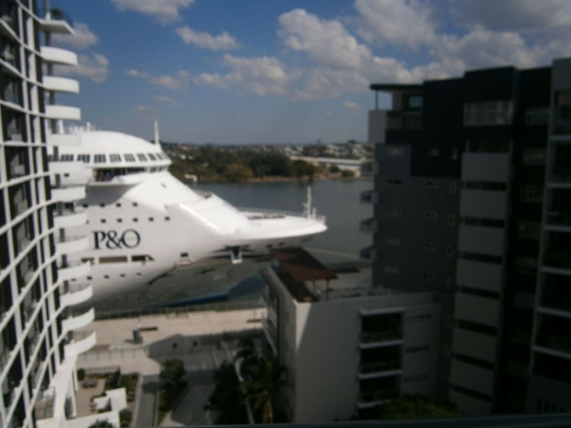 H-0008 Harbour Road, Hamilton QLD 4007