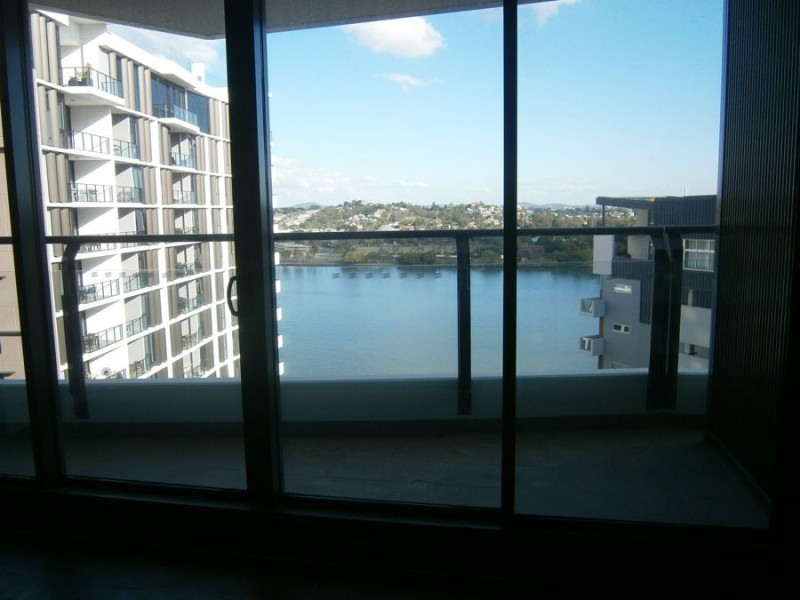 H-0008 Harbour Road, Hamilton QLD 4007