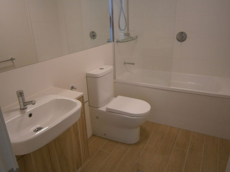 H-0008 Harbour Road, Hamilton QLD 4007