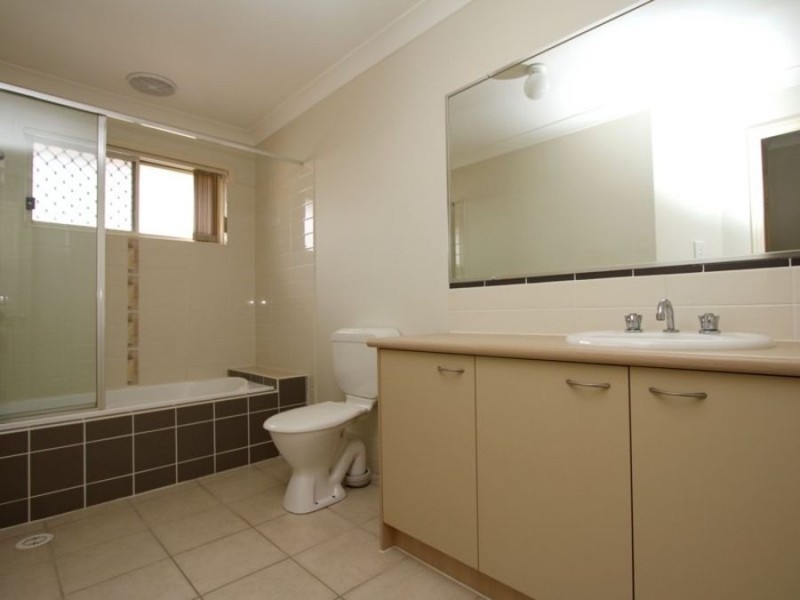 11/1 Daintree drive, Parkinson QLD 4115
