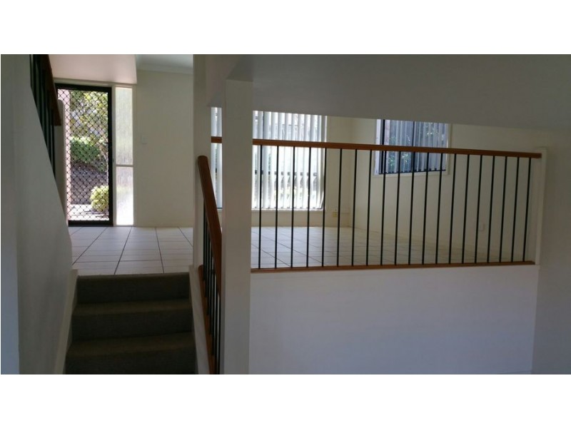 141 Pacific Pines Boulevard, Pacific Pines QLD 4211