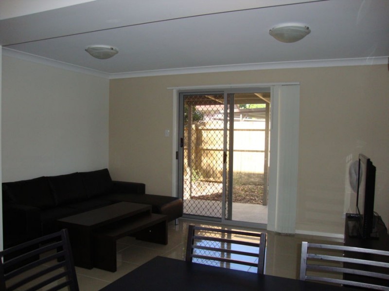 45-47 Defiance Road, Woodridge QLD 4114