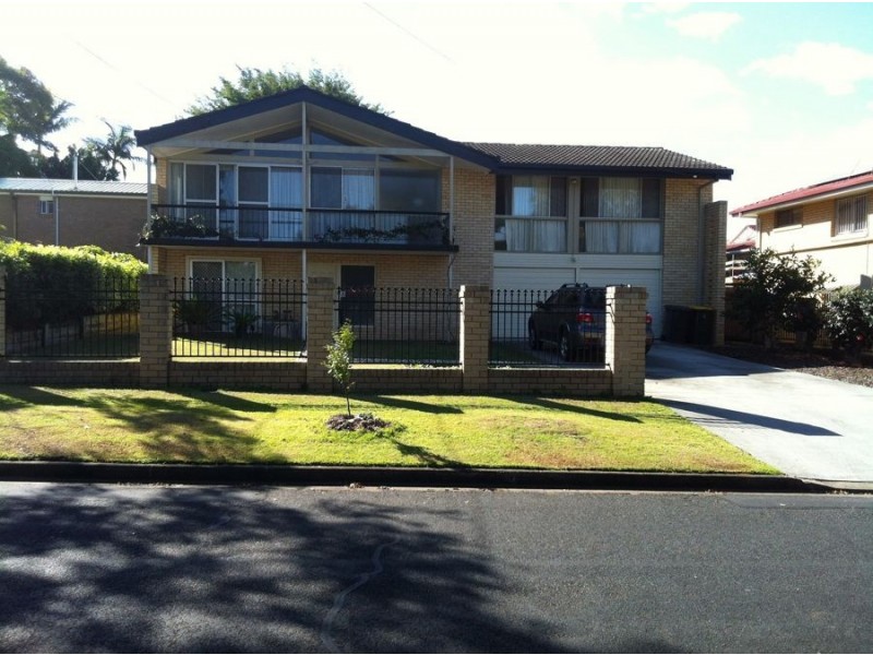 11 Marla street, Robertson QLD 4109