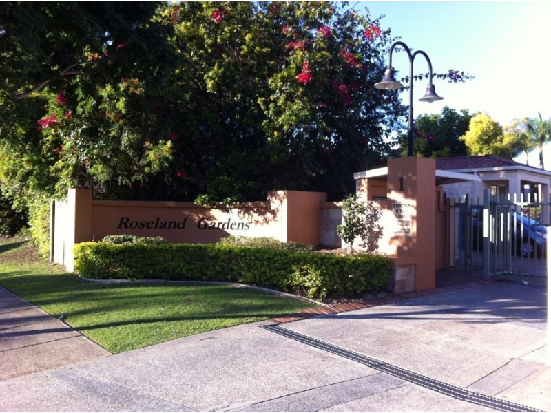 Unit 15, 1 Warbler Parade,, Varsity Lakes QLD 4227